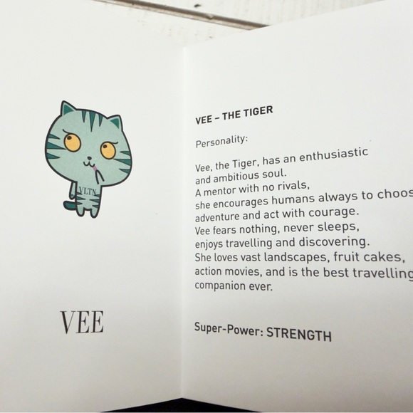 Valentino Garavani Tokyo Collectors Set - Picture 5 of 9